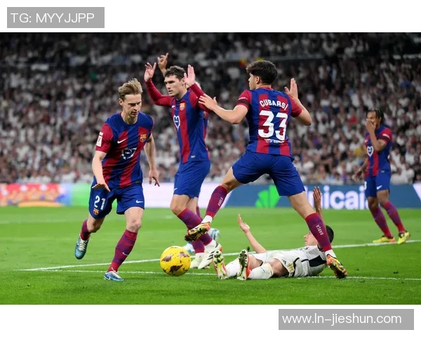 罗伊特林根主场迎战科隆期待精彩对决与胜利的较量